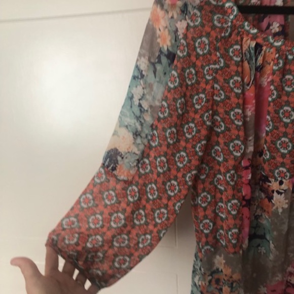 Fig and Flower long sleeve blouse size large - Picture 4 of 10